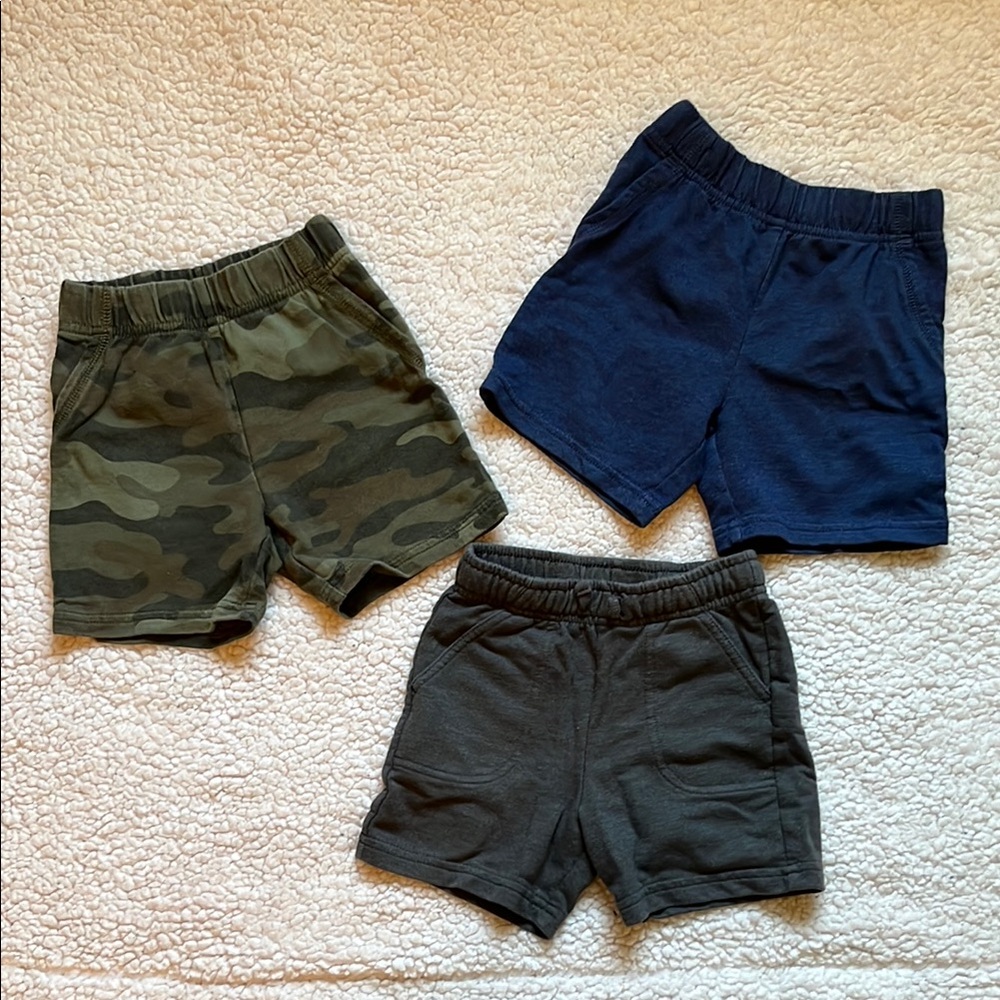 Kids Camo and Solid Shorts Set